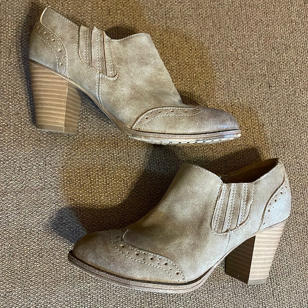 Euro soft by Sofft bootie